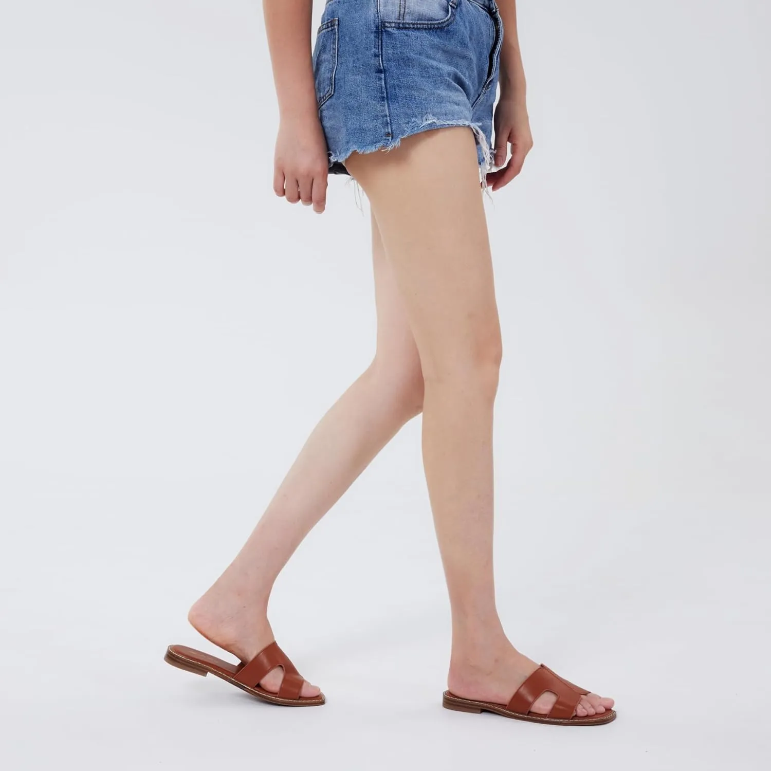 Elisabet Tang Retro Summer Trendy Flat Sandals for Women Fashion - Leather Beach Slide Slipper Comfort Daily Outdoor
