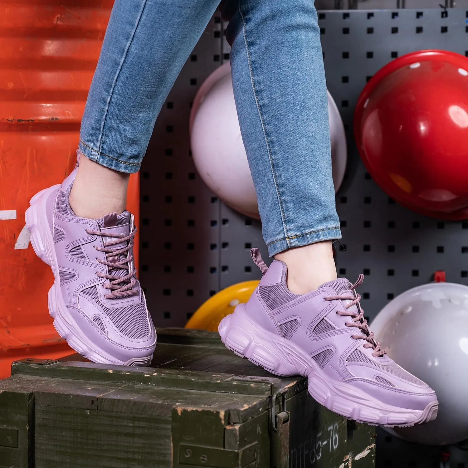 Steel Toe Shoes Women Safety Shoes Lightweight Comfortable Non Slip Thickened Sole Puncture Proof Steel Toe Sneakers Women Size 5.5-10