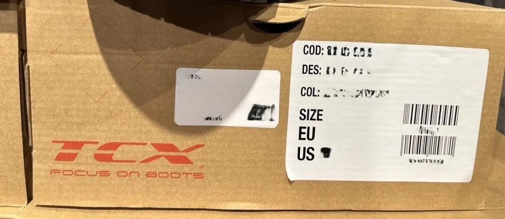TCX R04D Waterproof Shoe Black Size - 42