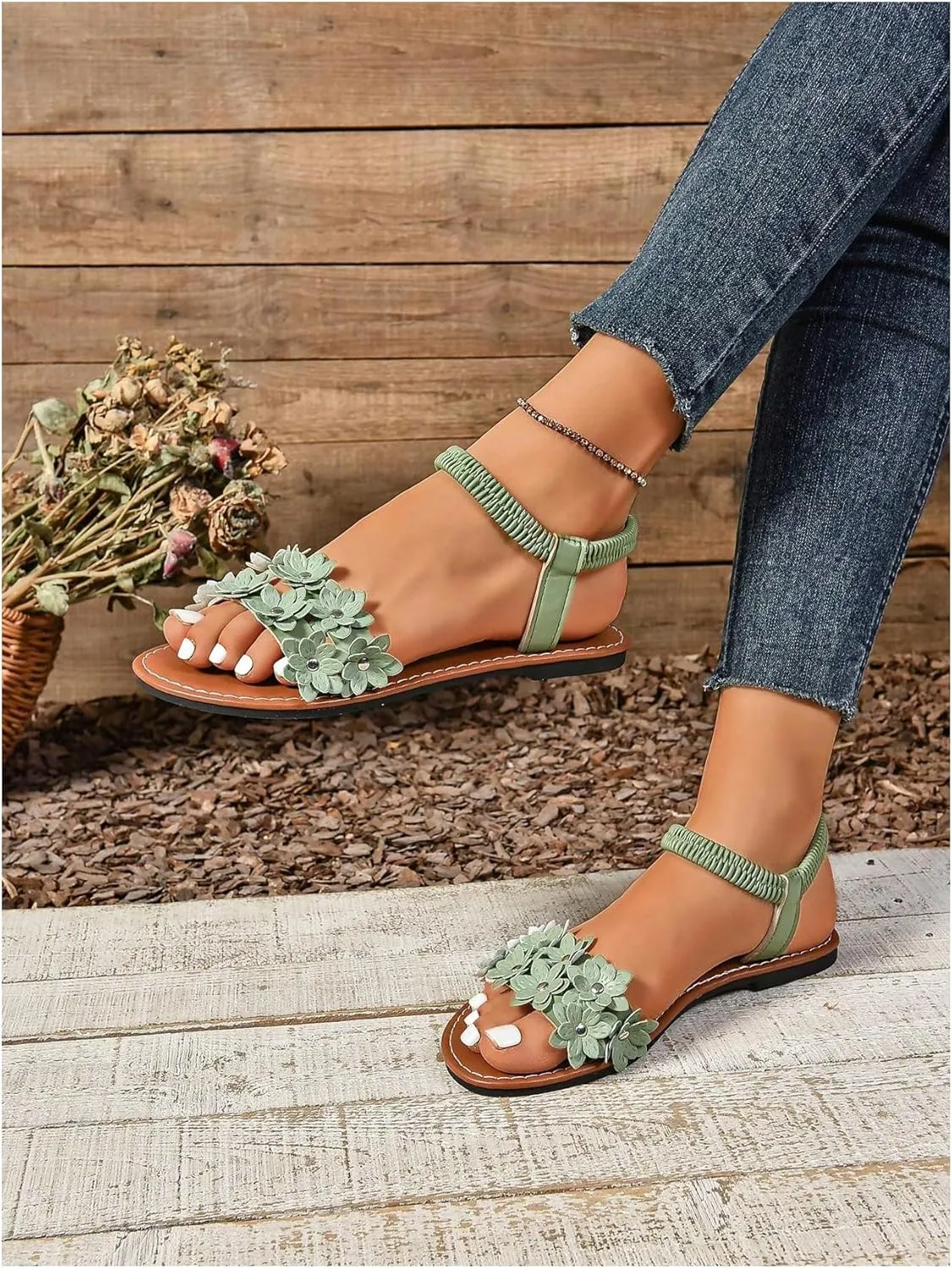 Verdusa Women's Summer Sandals Flower Leather Flat Sandals with Ankle Strap