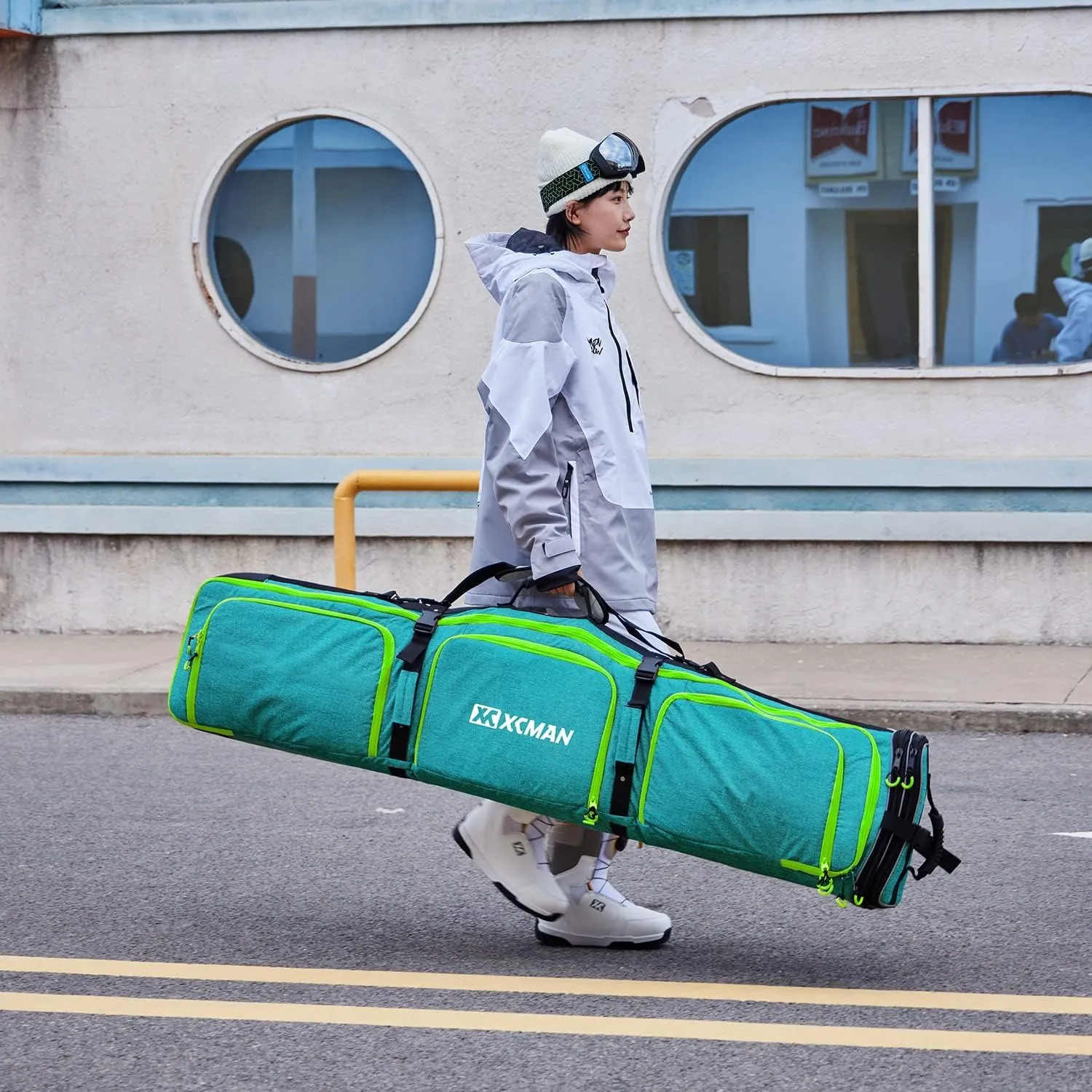 XCMAN Padded Snowboard Bag Expandable Snowboard Bag for Air Travel Adjustable Ski Bag Length 63-75In